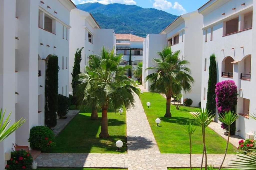 Appt Dans Avec Piscines Et Privees * San-Nicolao