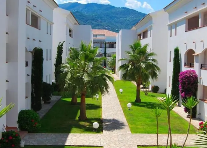 Appt Dans Residence Avec Piscines Et Plage Privees