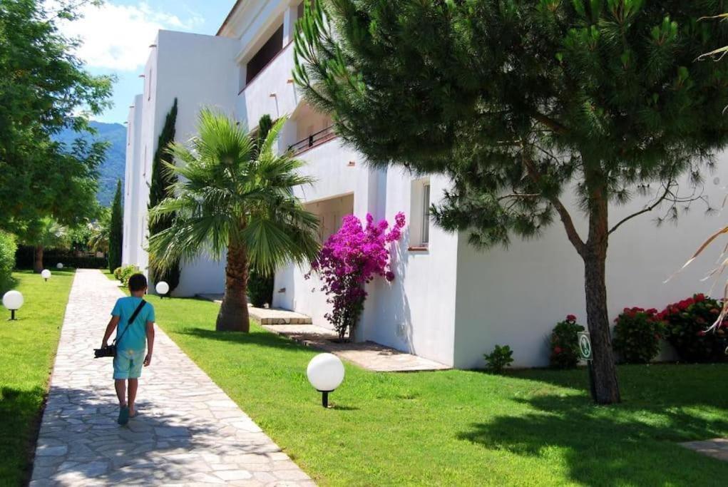 Appt Dans Avec Piscines Et Privees Apartment *